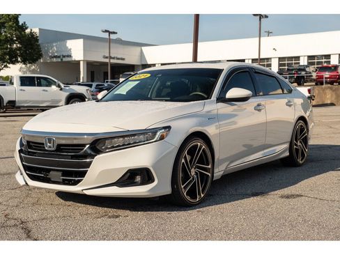 Used 2021 Honda Accord EX image 4