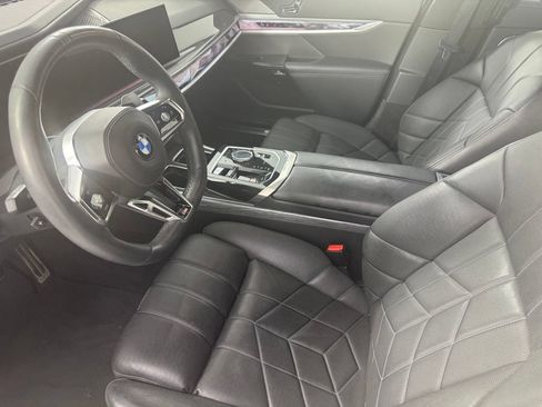 Used 2023 BMW 760i xDrive w/ Parking Assistance Package AWD/4WD image 12