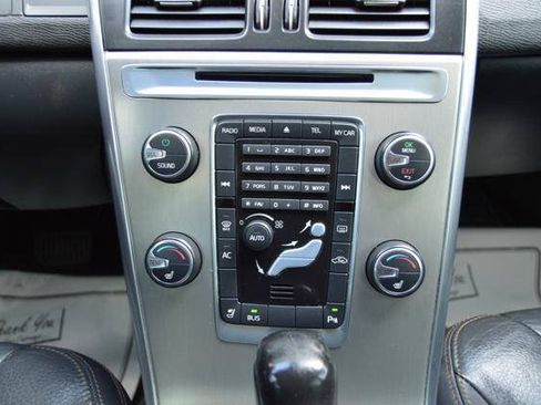 Used 2012 Volvo XC60 T6 AWD/4WD image 24