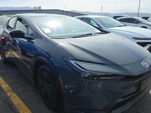 Used 2024 Toyota Prius LE image 1