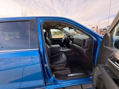 Used 2022 Chevrolet Silverado 1500 LTZ w/ LTZ Convenience Package II AWD/4WD image 31
