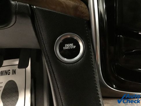 Used 2017 Cadillac Escalade Luxury image 54