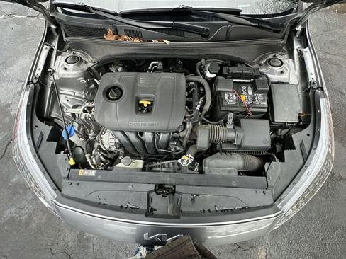 Used 2024 Kia Forte LXS image 19