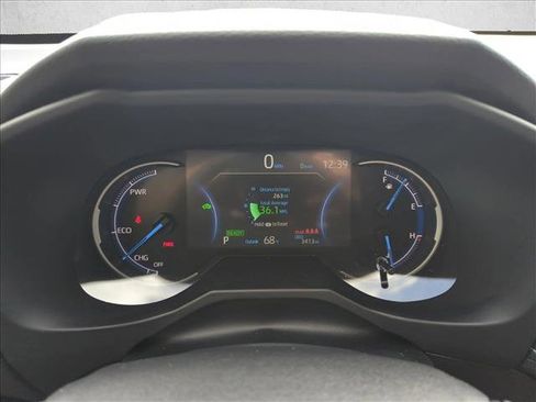 Used 2025 Toyota RAV4 LE image 11