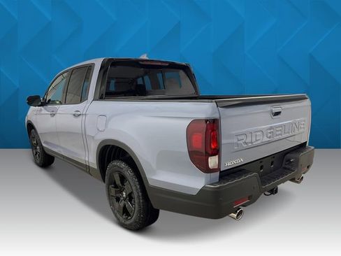 New 2026 Honda Ridgeline Black Edition image 3