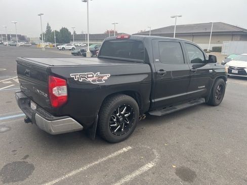 Used 2017 Toyota Tundra SR5 image 5