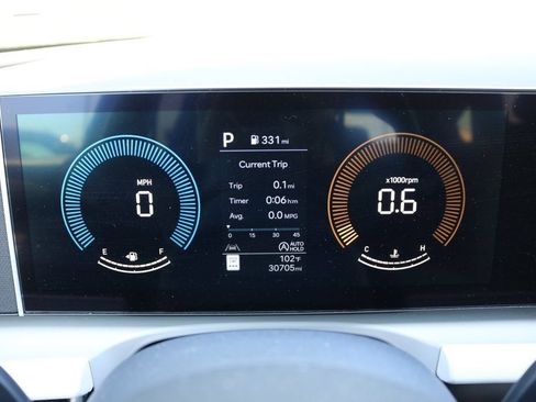 Used 2025 Hyundai Tucson SEL FWD image 24