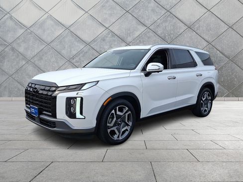 Certified 2023 Hyundai Palisade SEL w/ Premium Package image 3