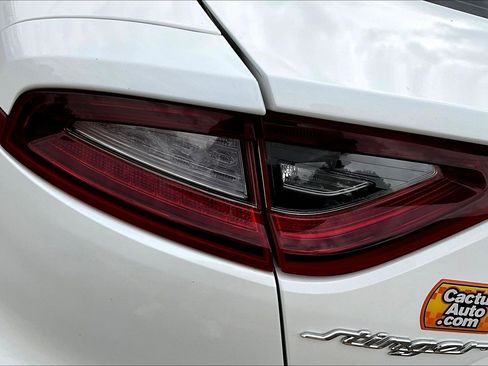 Used 2018 Kia Stinger GT1 image 30