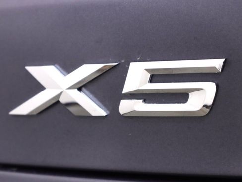 Used 2021 BMW X5 xDrive40i w/ Premium Package image 39