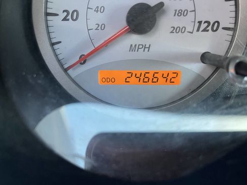 Used 2004 Toyota RAV4 4WD image 12