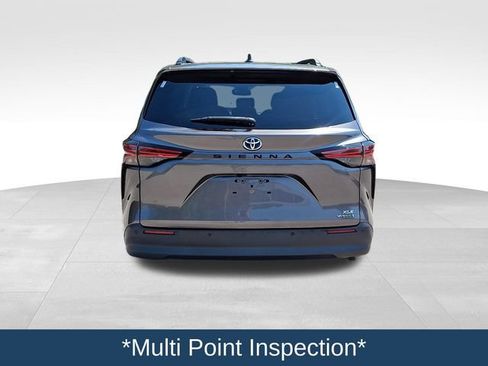 Used 2021 Toyota Sienna XLE FWD image 6