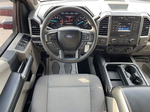 Used 2017 Ford F250 XLT w/ XLT Value Package image 5