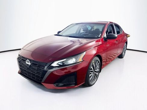 New 2026 Nissan Altima 2.5 SV FWD image 1