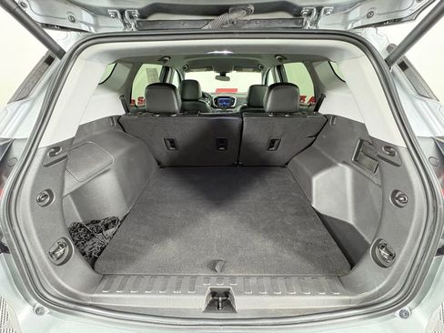 Used 2023 GMC Terrain SLT w/ Infotainment Package II FWD image 49