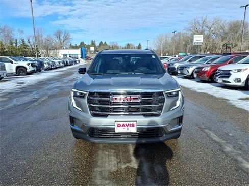 Used 2025 GMC Acadia Elevation image 9