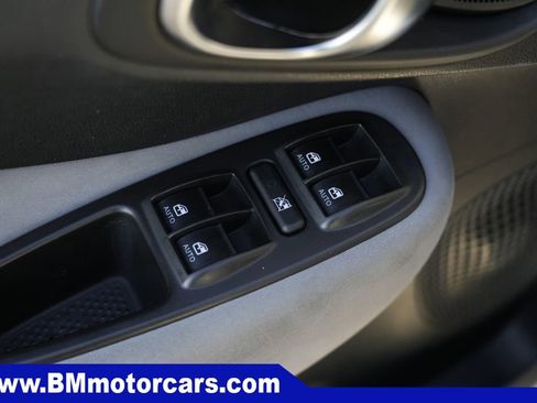 Used 2014 FIAT 500L Easy FWD image 20