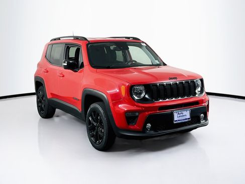 Used 2023 Jeep Renegade Altitude w/ Convenience Group I AWD/4WD image 3