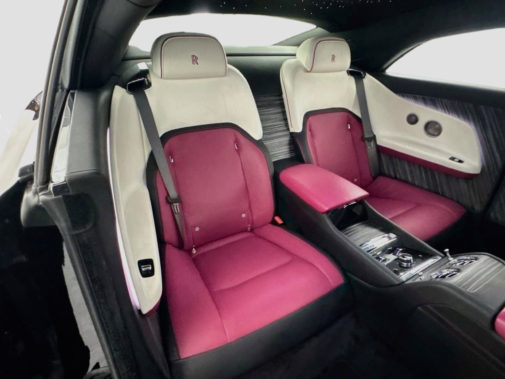 Used 2024 Rolls-Royce Spectre w/ Spectre Launch Package AWD/4WD image 29