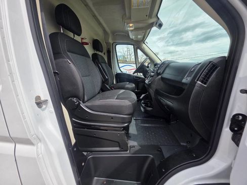 Used 2016 RAM ProMaster 1500 w/ Interior Convenience Group image 10