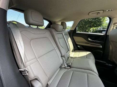 Certified 2023 Lincoln Corsair AWD w/ Equipment Group 101A image 38