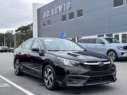 Used 2022 Subaru Legacy Premium image 1