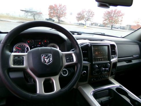 Used 2017 RAM 3500 Laramie image 10