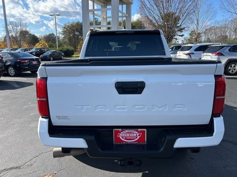 Used 2024 Toyota Tacoma SR5 image 6