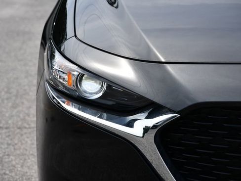 Used 2025 MAZDA MAZDA3 s FWD image 9