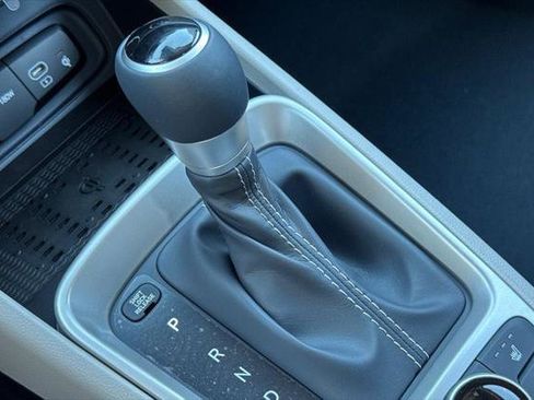 New 2026 Hyundai Venue SEL image 18