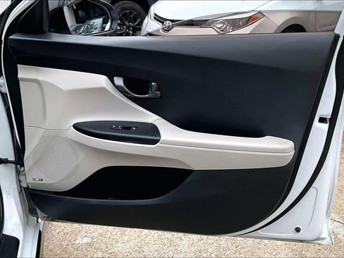 Used 2020 Hyundai Veloster Turbo Ultimate image 20