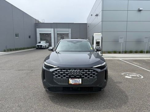 Used 2025 Audi Q5 Prestige AWD/4WD image 2