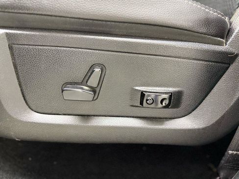 Used 2016 RAM 1500 Sport w/ Convenience Group AWD/4WD image 10