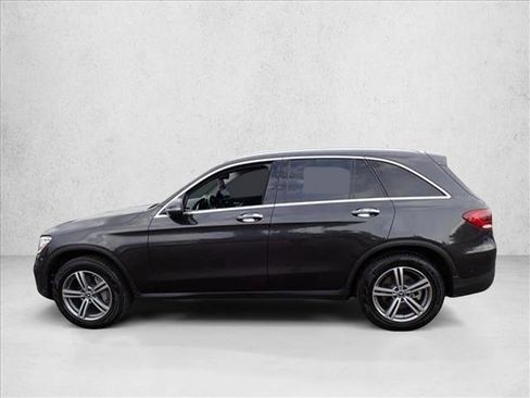 Used 2021 Mercedes-Benz GLC 300 4MATIC image 2