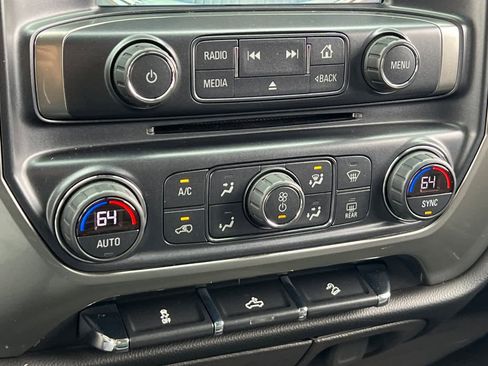 Used 2018 Chevrolet Silverado 1500 LT w/ All Star Edition image 20