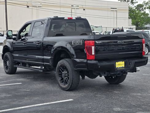Used 2022 Ford F250 Lariat w/ Black Appearance Package AWD/4WD image 8