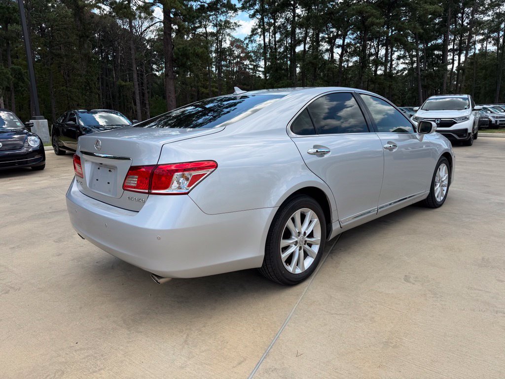Used 2010 Lexus ES 350 FWD image 3