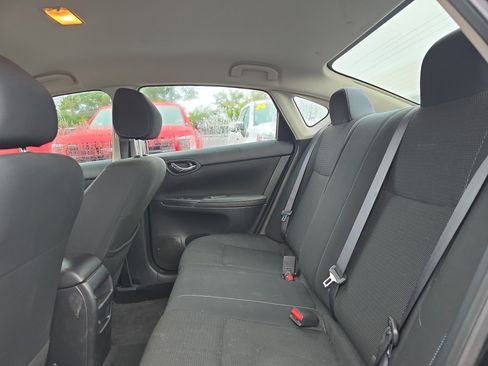 Used 2019 Nissan Sentra S w/ Appearance Package FWD image 12