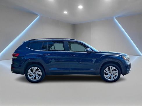 Certified 2023 Volkswagen Atlas SE w/ Panoramic Sunroof Package AWD/4WD image 4