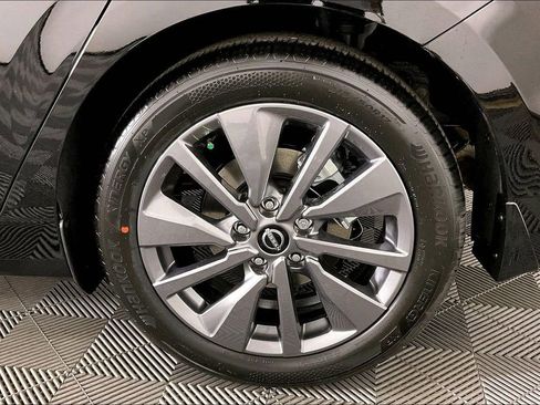 New 2026 Nissan Sentra SL w/ Floor Mat Package FWD image 18