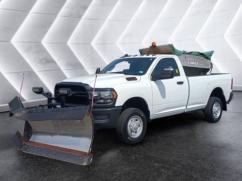 Used 2024 RAM 2500 Tradesman w/ Bed Utility Group AWD/4WD image 2