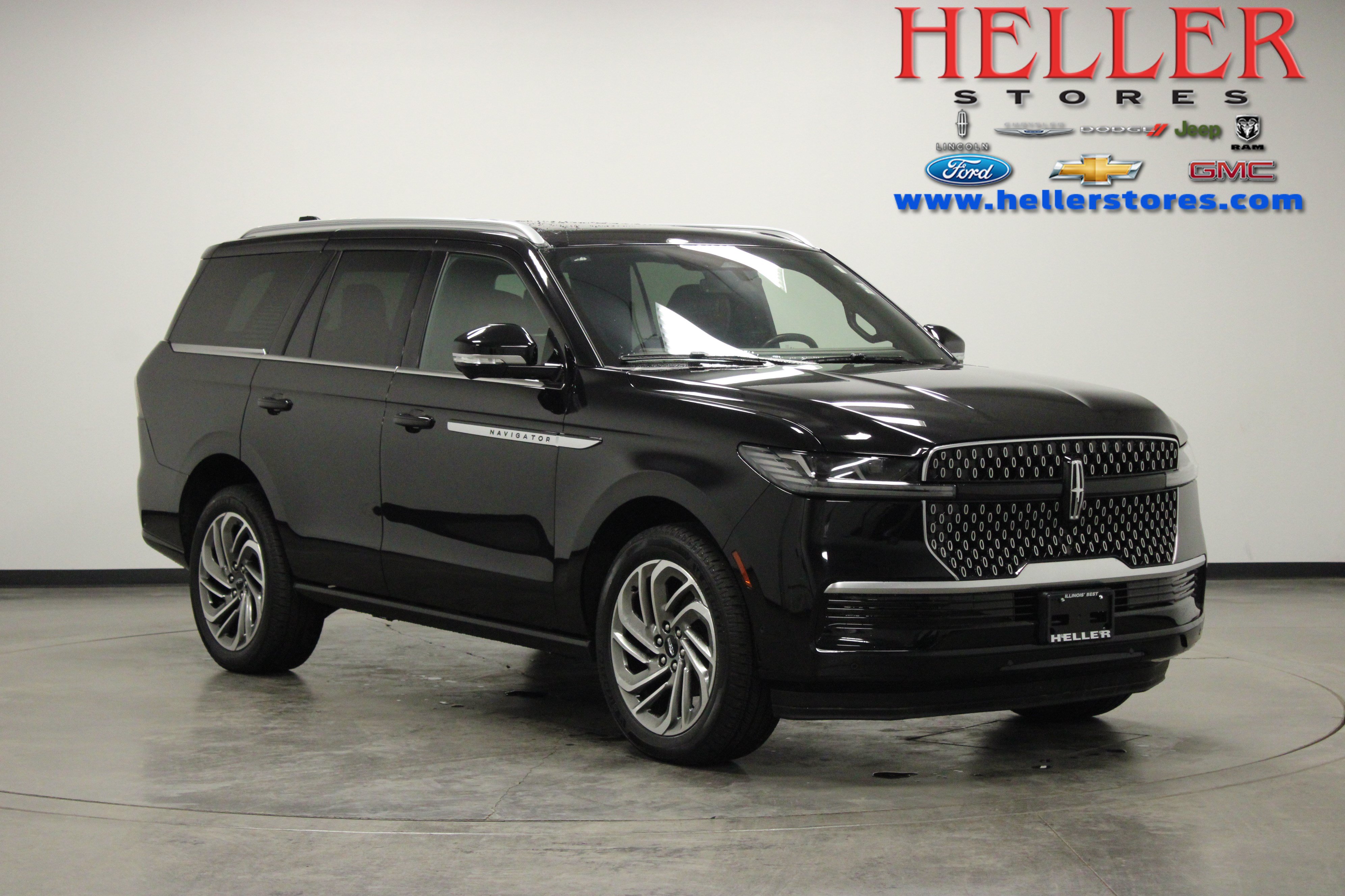 Used 2025 Lincoln Navigator Reserve AWD/4WD image 1