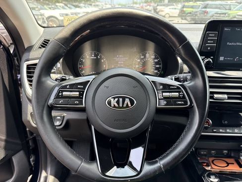 Used 2021 Kia Seltos EX AWD/4WD image 21