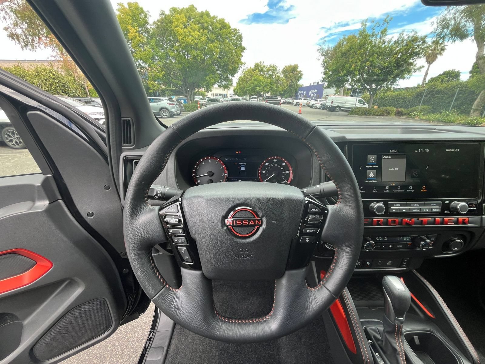 Used 2026 Nissan Frontier PRO-4X AWD/4WD image 33