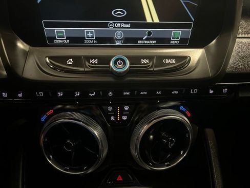 Used 2017 Chevrolet Camaro LT RWD image 18