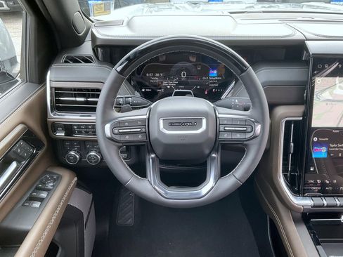 New 2026 GMC Yukon XL Denali Ultimate AWD/4WD image 11