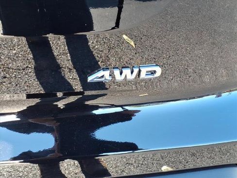 Certified 2025 Nissan Pathfinder SV AWD/4WD image 7