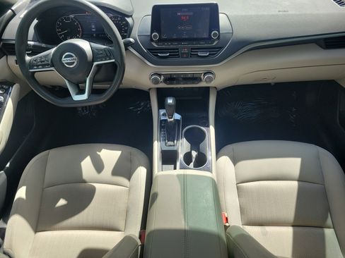 Used 2021 Nissan Altima 2.5 SV FWD image 22
