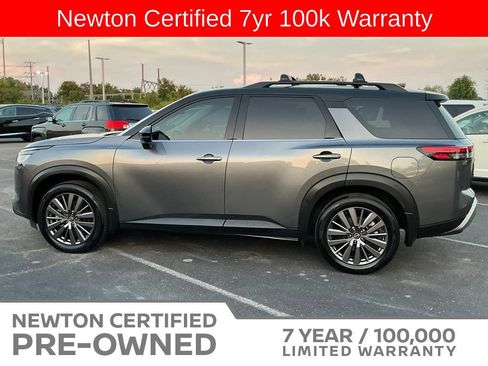 Used 2023 Nissan Pathfinder SL w/ SL Premium Package AWD/4WD image 3