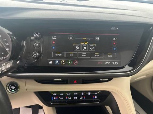 Used 2022 Buick Envision Avenir w/ Technology Package II AWD/4WD image 4